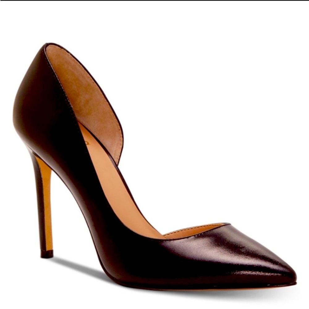 Black leather Pumps